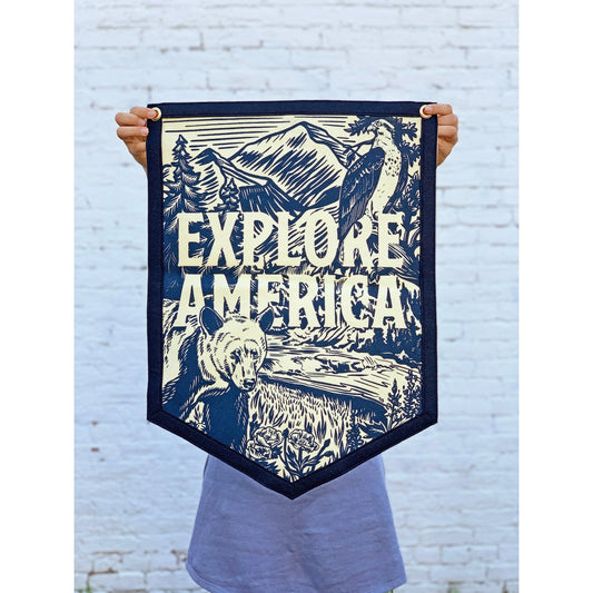 Explore America. Camp Flag